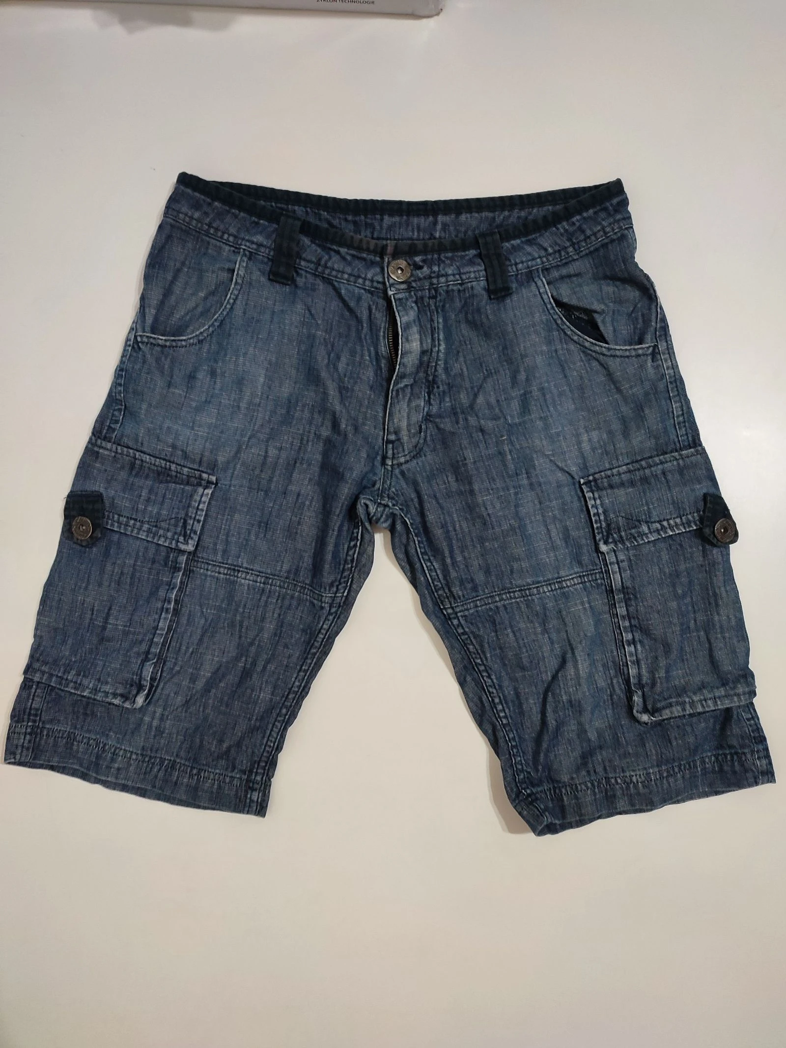 Bermudas cargo vaqueras Bershka azul denim bolsillos